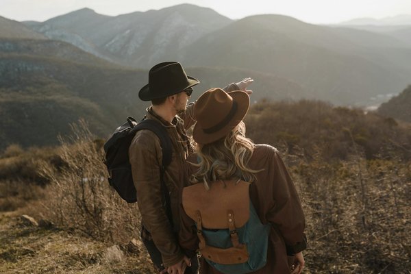 Agences Omra : rôle dans l'organisation des pèlerinages, services proposés et critères de sélection