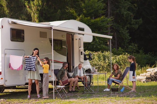 Quels critères prendre en compte pour choisir un camping en Corse pour la famille ?